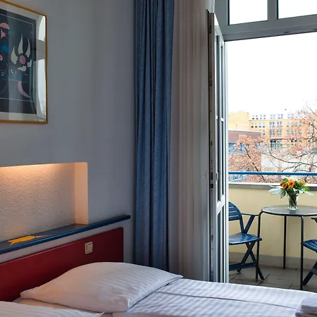 Art Charlottenburger Hof 3*