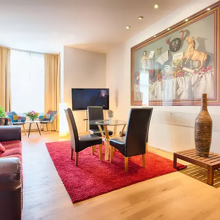 Art Charlottenburger Hof 3*