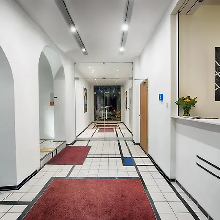 Art Charlottenburger Hof برلين