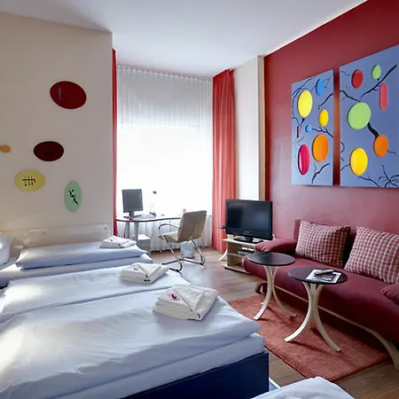 Art Charlottenburger Hof 3*