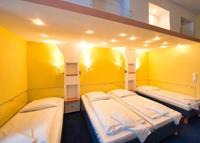 Hotel Art Charlottenburger Hof 3*