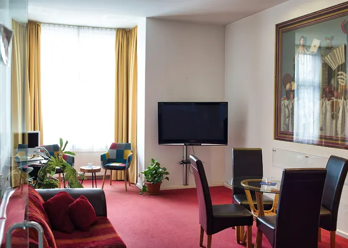 Art Charlottenburger Hof 3*