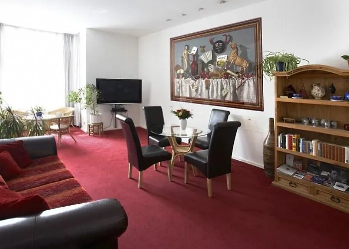 Art Charlottenburger Hof 3*