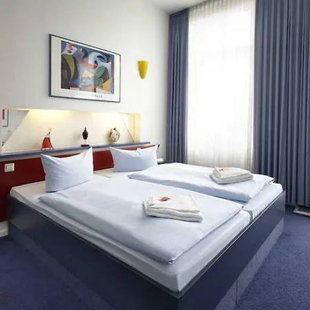 Отель Art Charlottenburger Hof 3*
