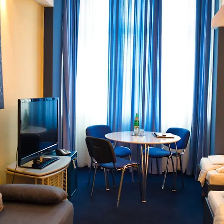 아트 샤를로텐부르크 호프 베를린