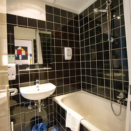 호텔 아트 샤를로텐부르크 호프 3*