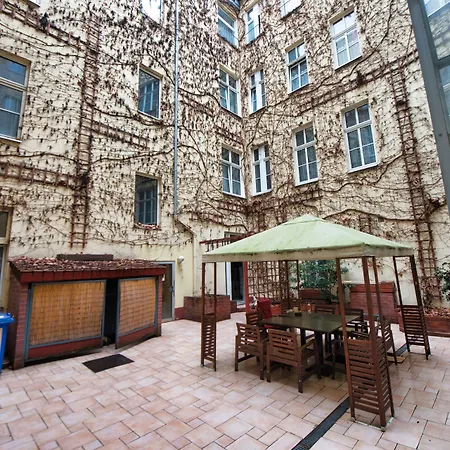 Art Charlottenburger Hof فندق 3*